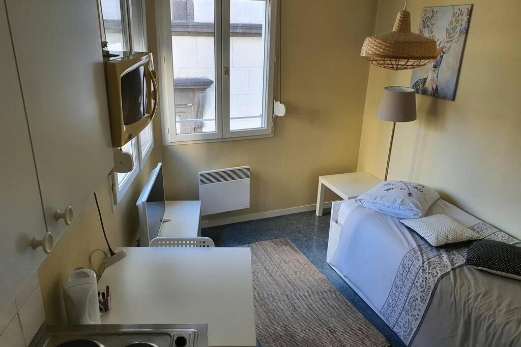 Studio Plein Centre Ville Jaude Apartment แคลร์มงต์-แฟร์รองด์ ภายนอก รูปภาพ